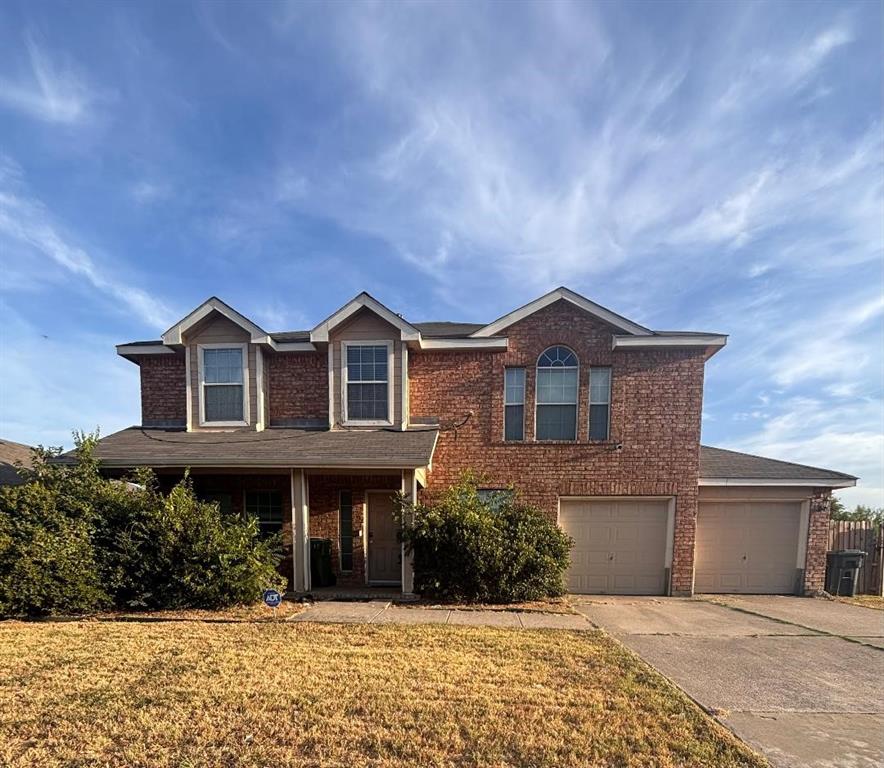 700 Gemstone Trl, Arlington, TX 76002