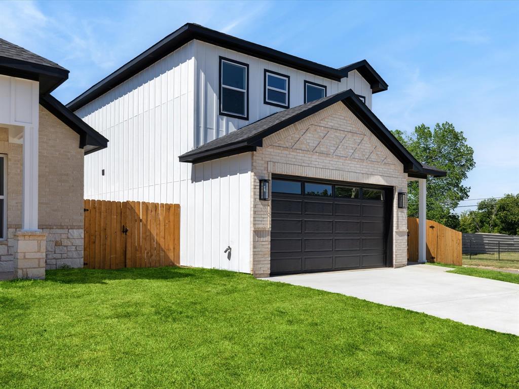 4237 Avenue H, Fort Worth, TX 76105 photo
