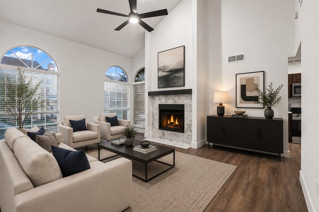 13207 Woodbend Ln, Dallas, TX 75243