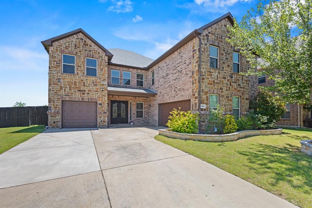 3512 Harlan Dr, Sachse, TX 75048