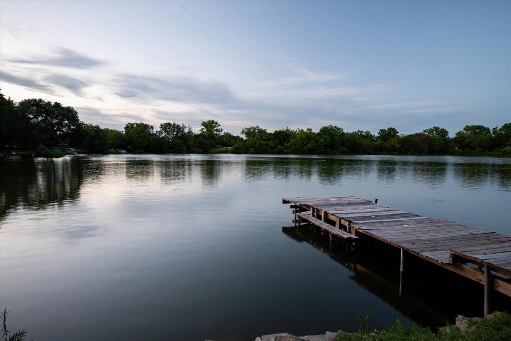 2001 Pebblebrook Trl, Irving, TX 75060 photo