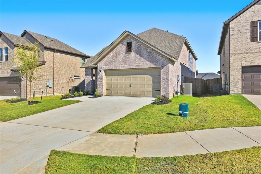 266 Little Bridge Dr, Lavon, TX 75166 photo