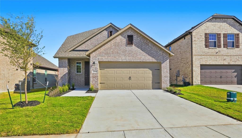 266 Little Bridge Dr, Lavon, TX 75166