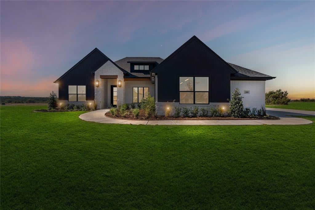 12801 Torello Ct, Godley, TX 76044