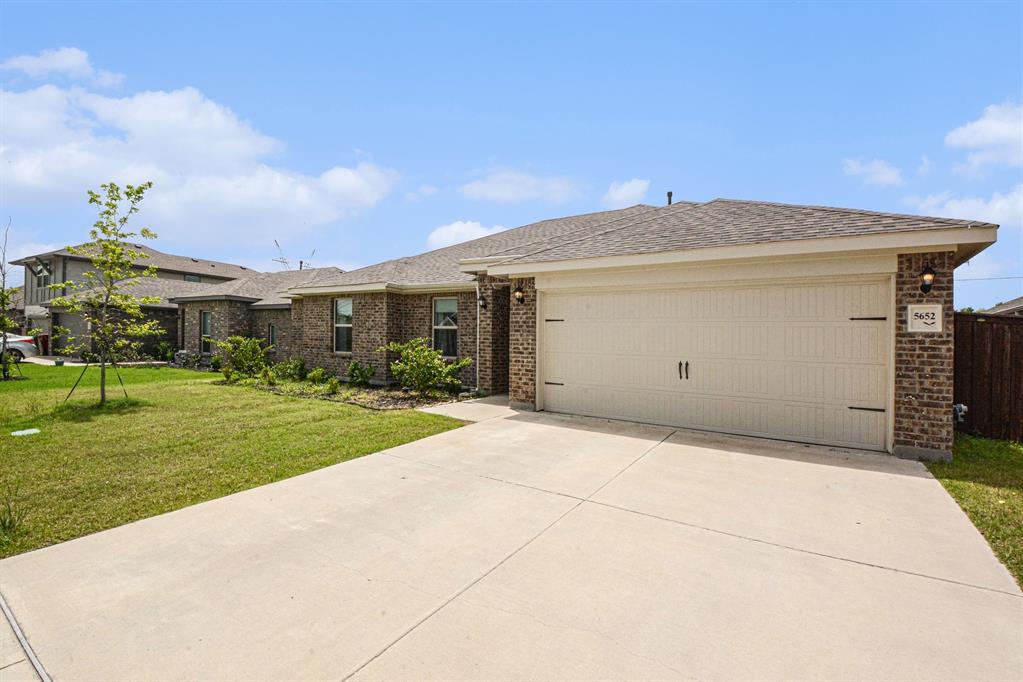 5652 Huffines Blvd, Royse City, TX 75189 photo