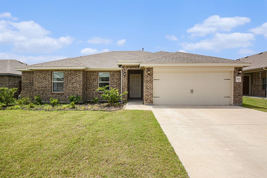 5652 Huffines Blvd, Royse City, TX 75189 photo
