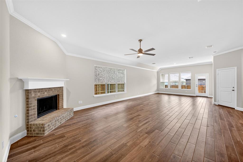 1513 Pegasus Dr, Lancaster, TX 75134 photo