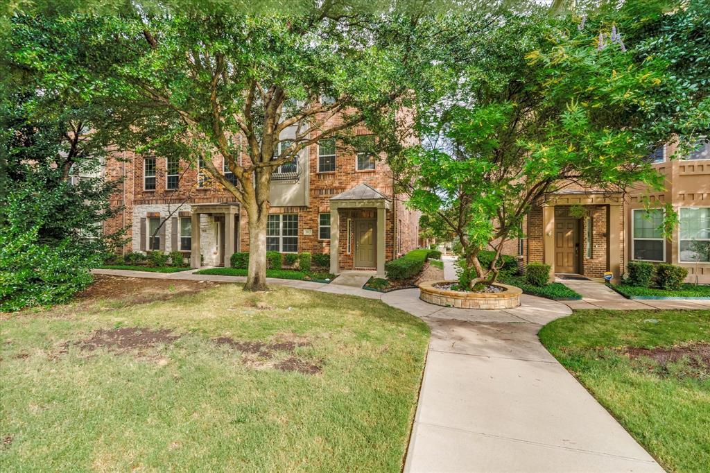 3912 Amberwood Dr, Addison, TX 75001