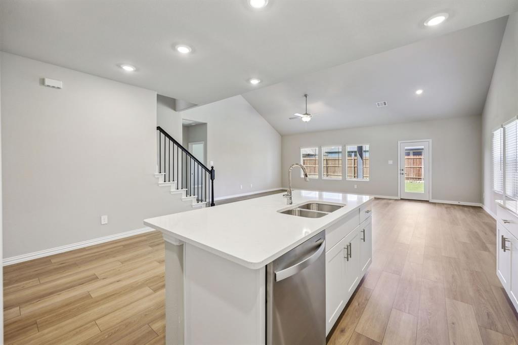 2513 Nicole Dr, Denton, TX 76208 photo