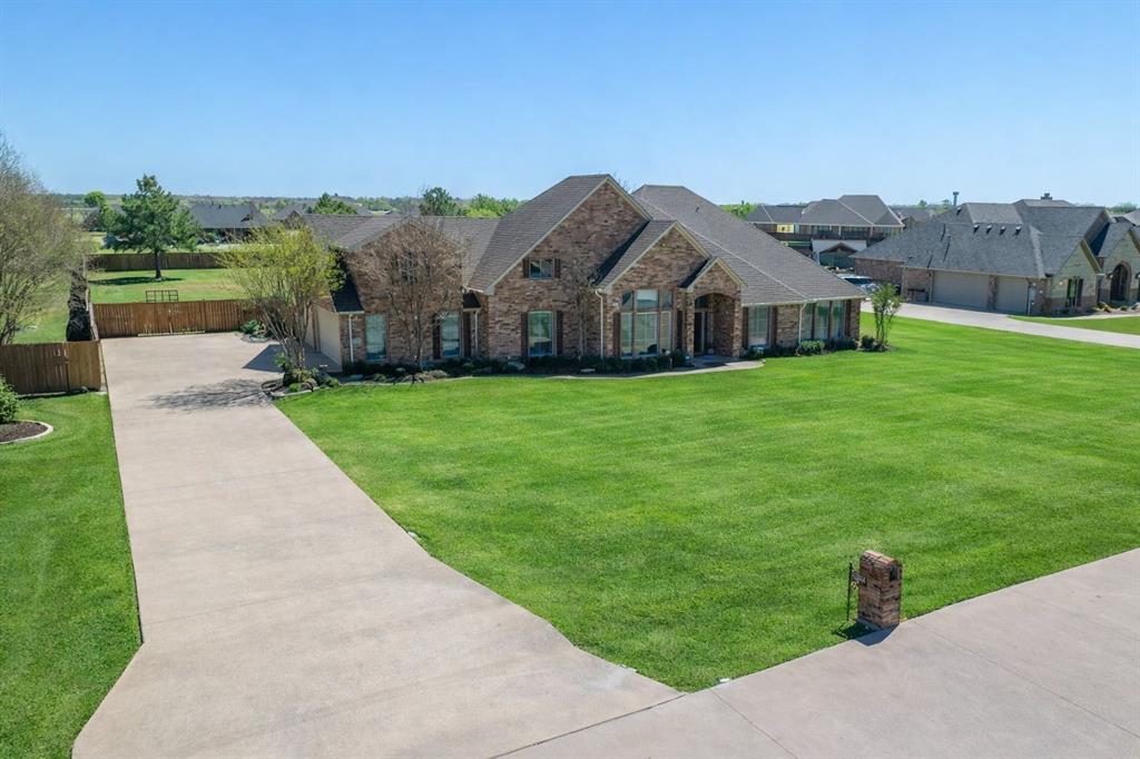 18066 Langford Ln, Talty, TX 75126