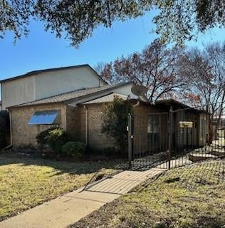 8725 N Normandale St, Fort Worth, TX 76116 photo