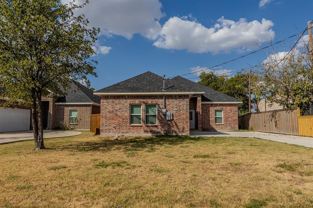 807 Doctor Martin Luther King Blvd, Waxahachie, TX 75165