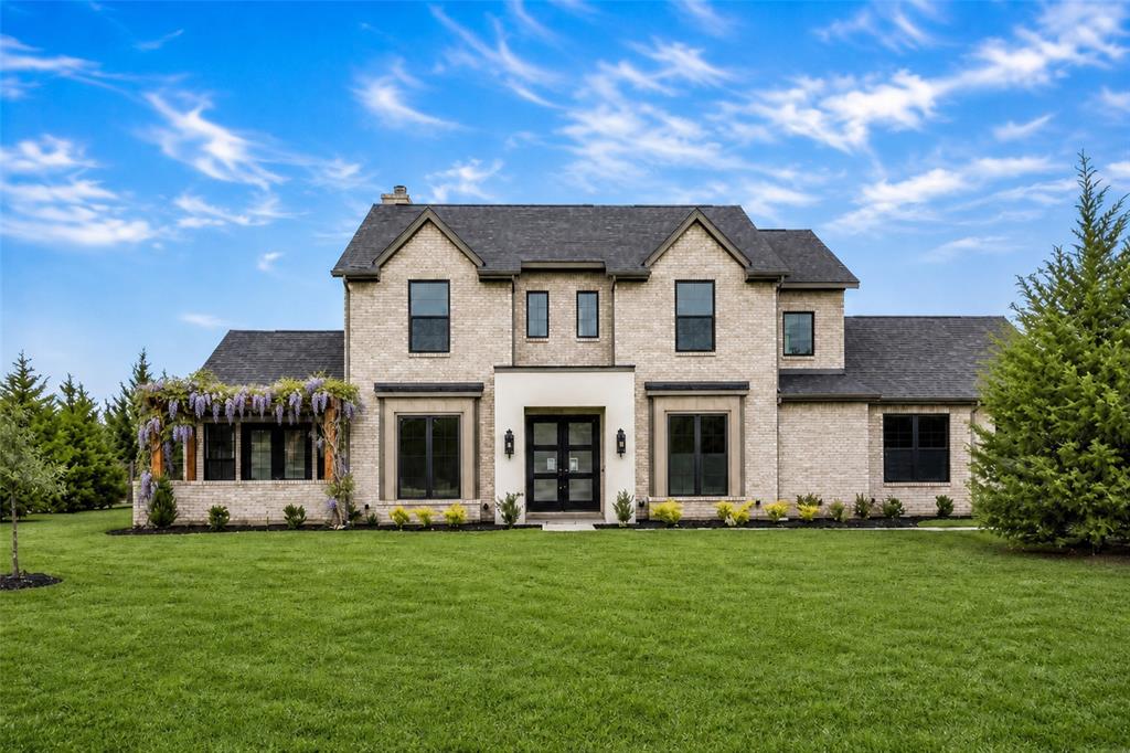 3020 Stonebriar Dr, Waxahachie, TX 75165