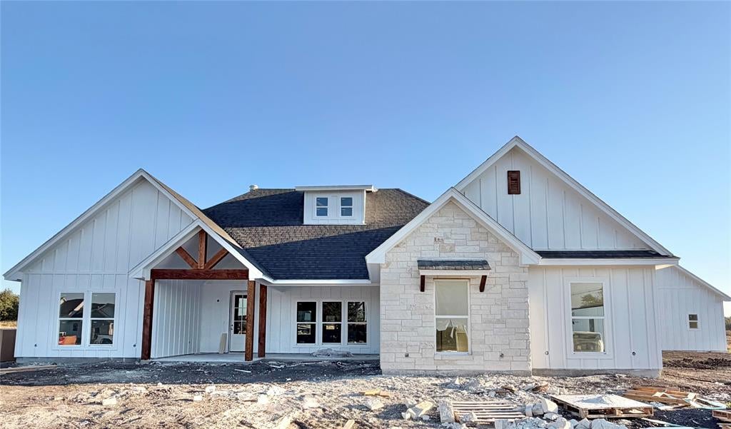 2021 Collin St, Weatherford, TX 76085