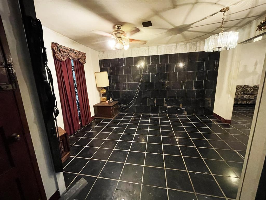 1801 Vine Dr, Garland, TX 75040 photo