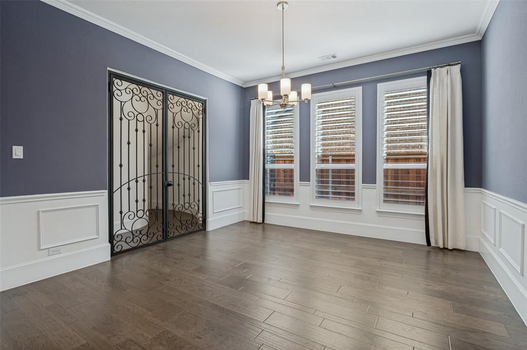 1328 Viridian Park Ln, Arlington, TX 76005 photo