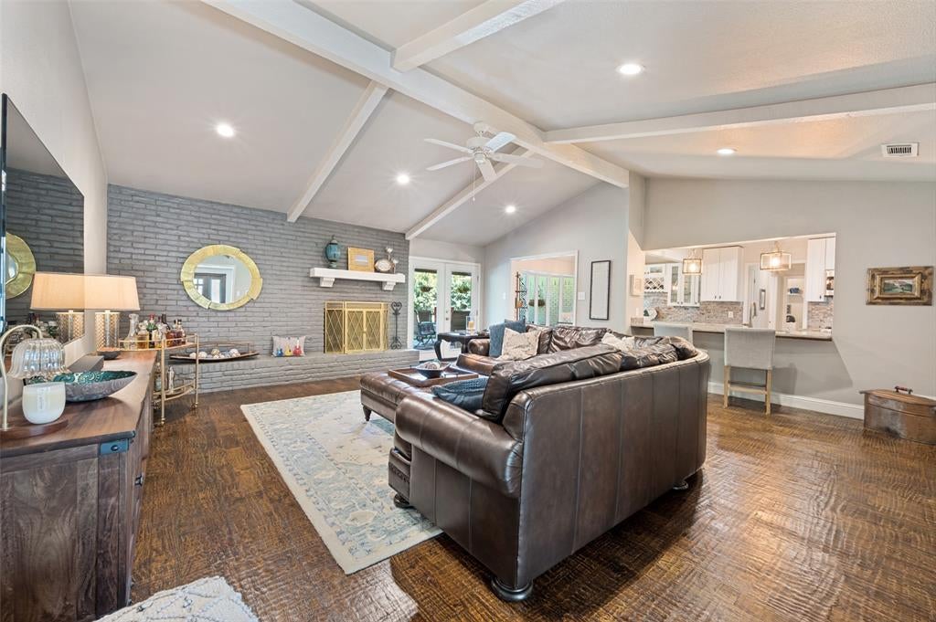 3959 Goodfellow Dr, Dallas, TX 75229 photo