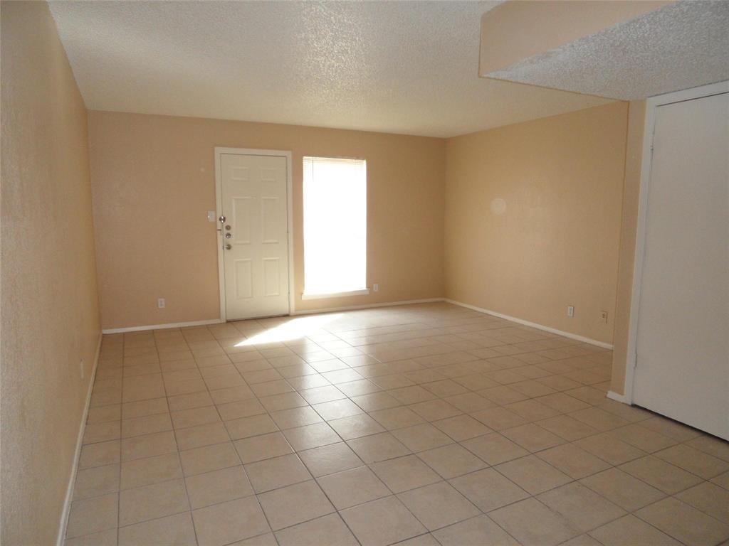 3732 Bonnie Dr, Fort Worth, TX 76116 photo