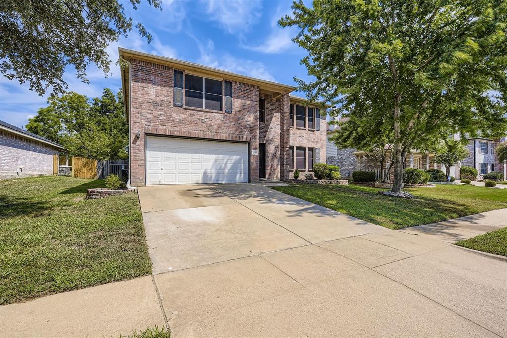 7107 Chambers Creek Ln, Arlington, TX 76002 photo