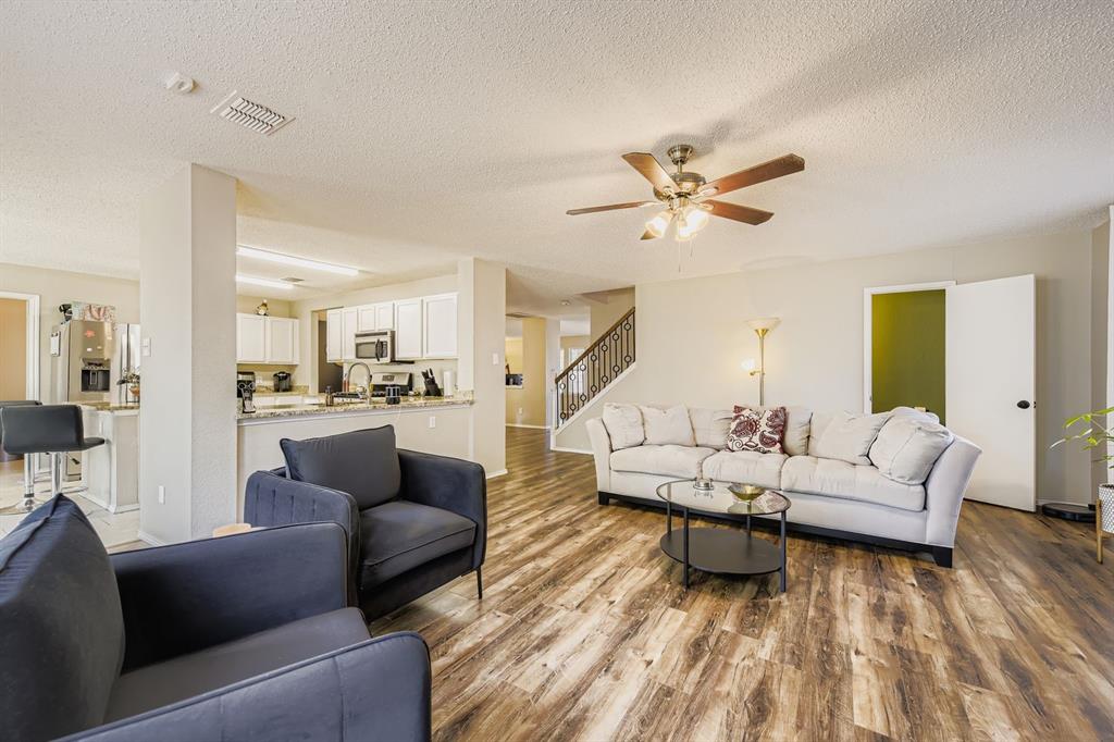 7107 Chambers Creek Ln, Arlington, TX 76002 photo