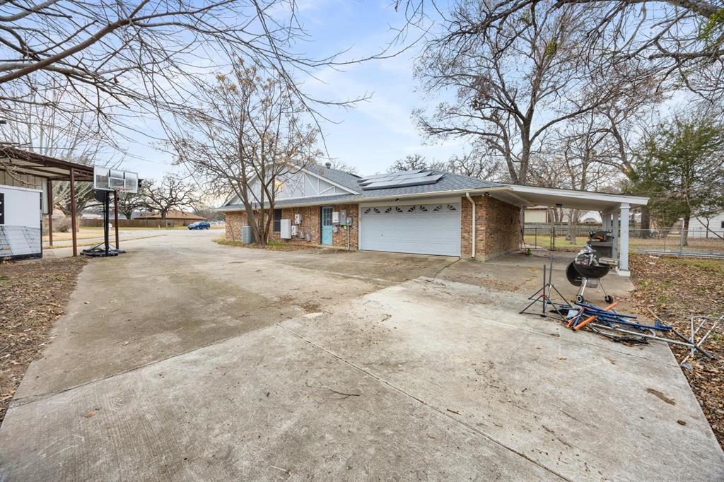103 Cresendo Pl, Joshua, TX 76058 photo