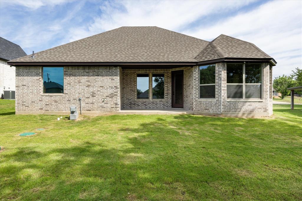 2209 Snake River Dr, Granbury, TX 76048 photo