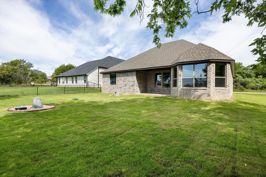 2209 Snake River Dr, Granbury, TX 76048 photo