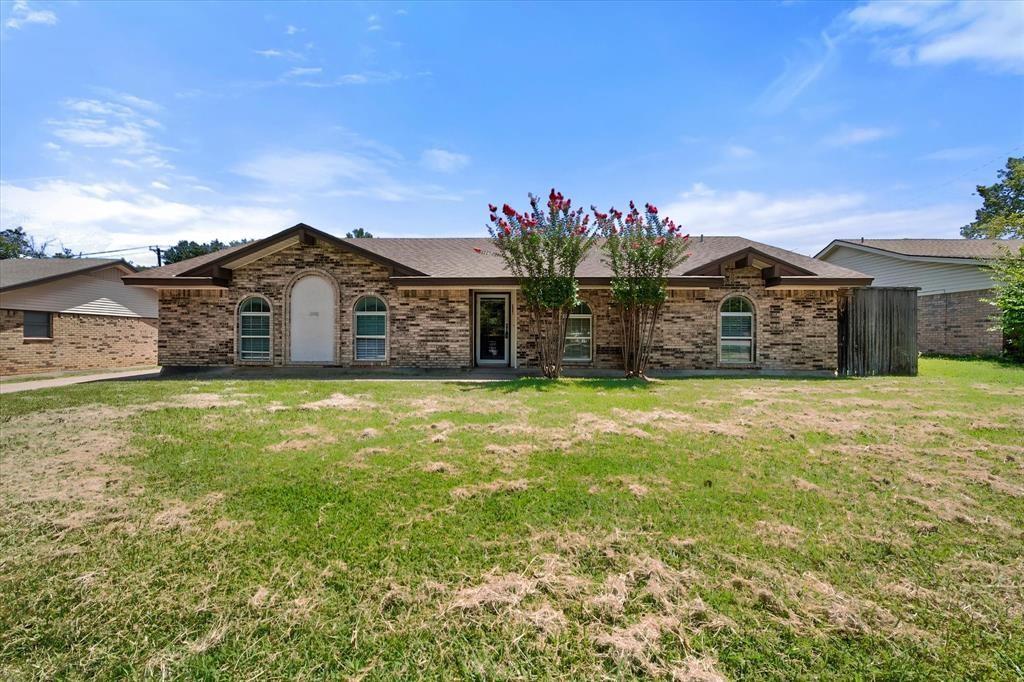 2001 San Jacinto Dr, Arlington, TX 76012 photo