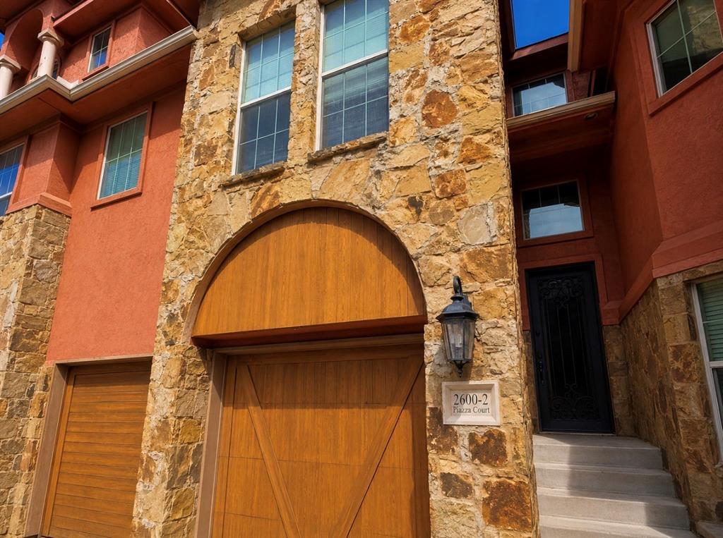 2600 Piazza Ct, Grand Prairie, TX 75054