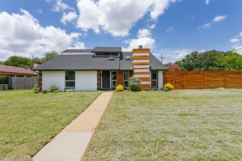1302 Westwood Dr, Lewisville, TX 75067