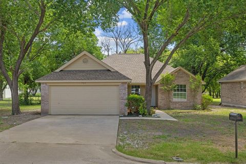 Single Family Residence in Royse City TX 704 Peterson Street.jpg