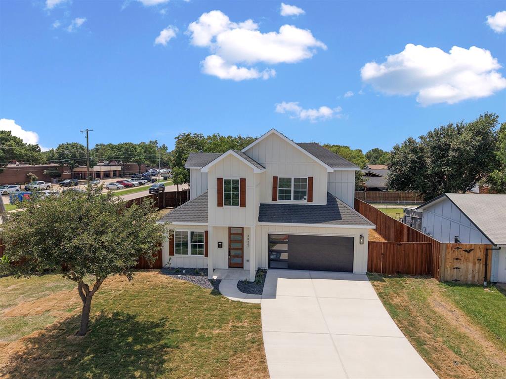 3825 Williamsburg Dr, Garland, TX 75043