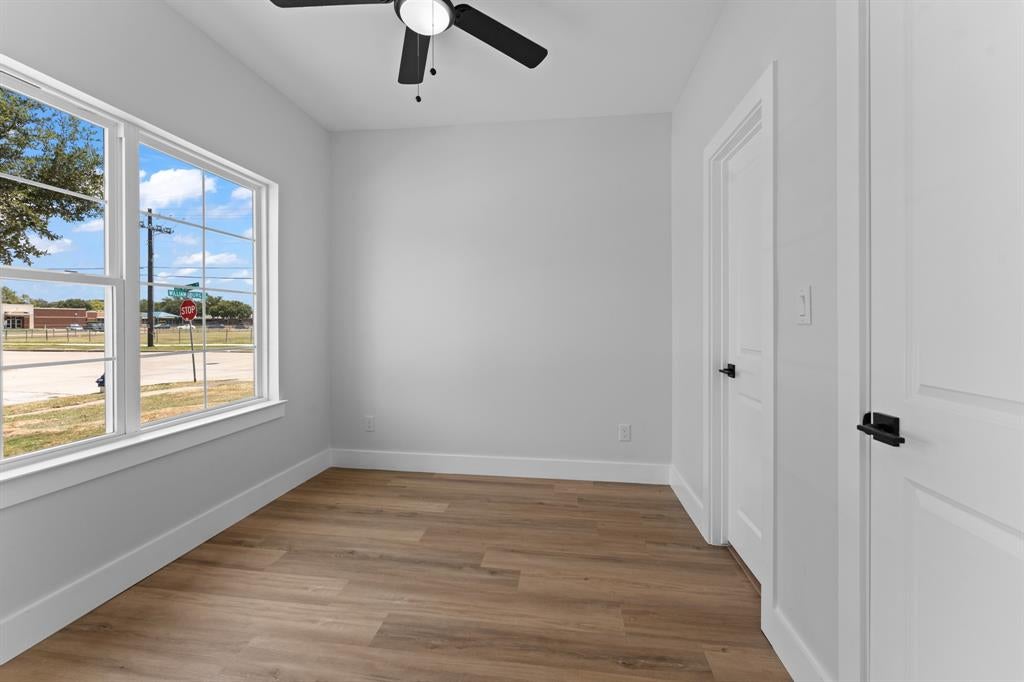 3825 Williamsburg Dr, Garland, TX 75043 photo