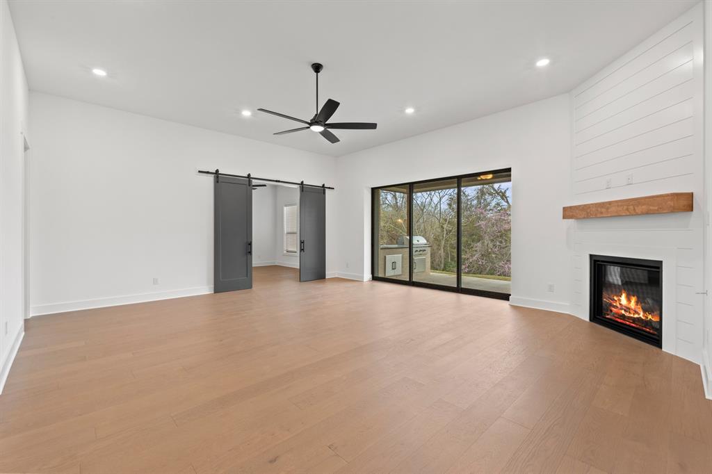 106 Shumard Oak Dr, Krugerville, TX 76227 photo
