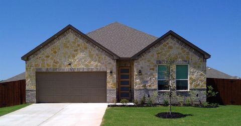 Single Family Residence in Azle TX 209 Rosemary Drive.jpg