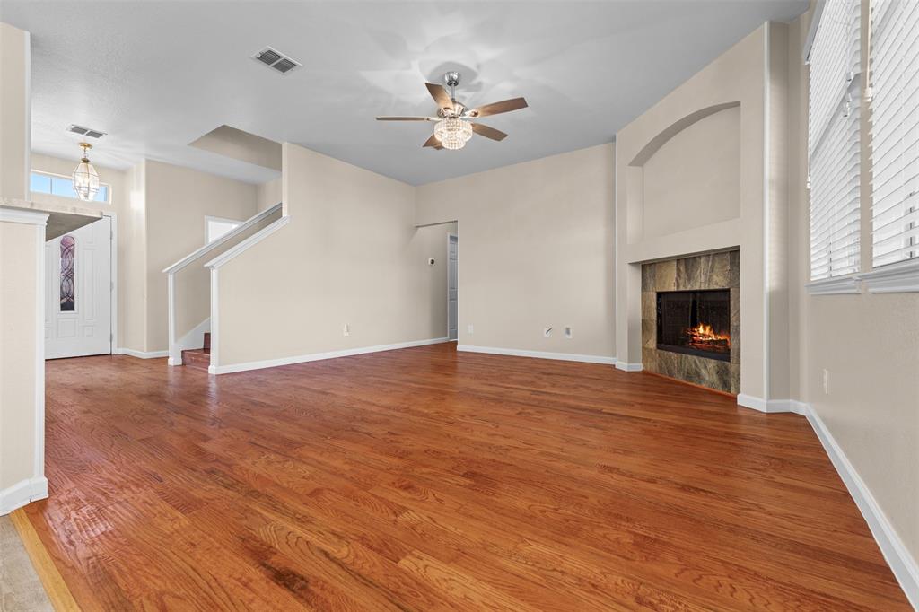 4413 Stirling Dr, Garland, TX 75043 photo