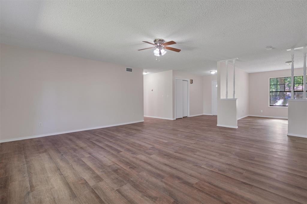 209 Mistletoe Ln, Keene, TX 76059 photo