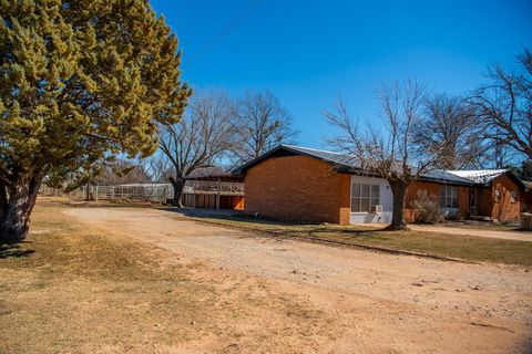 Single Family Residence in Seymour TX 141 Dickson Road.jpg