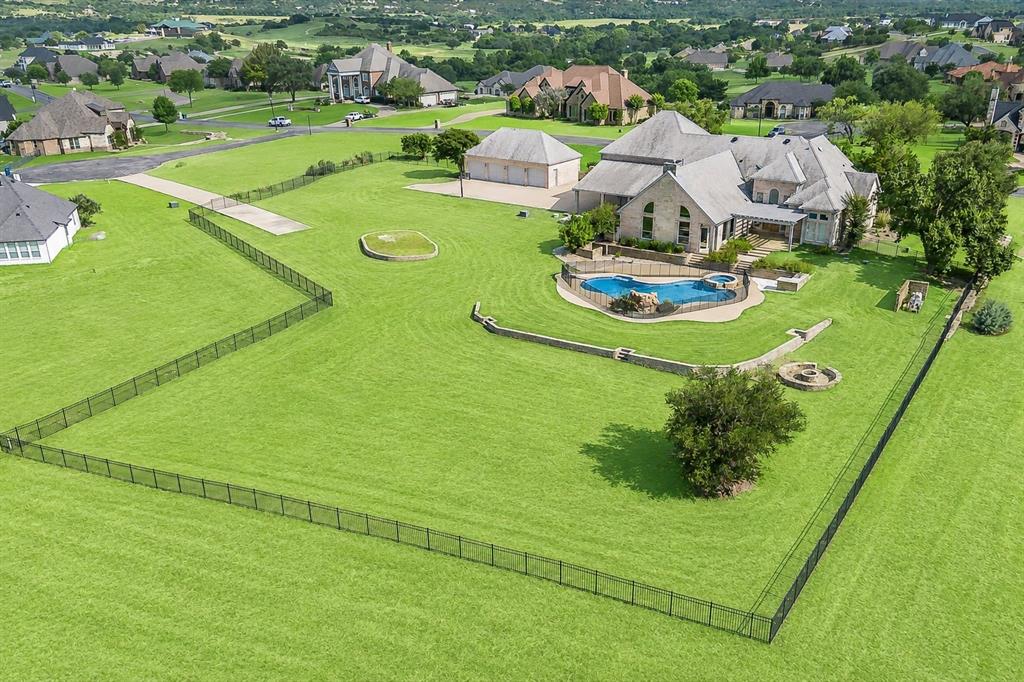 113 Club House Dr, Weatherford, TX 76087 photo