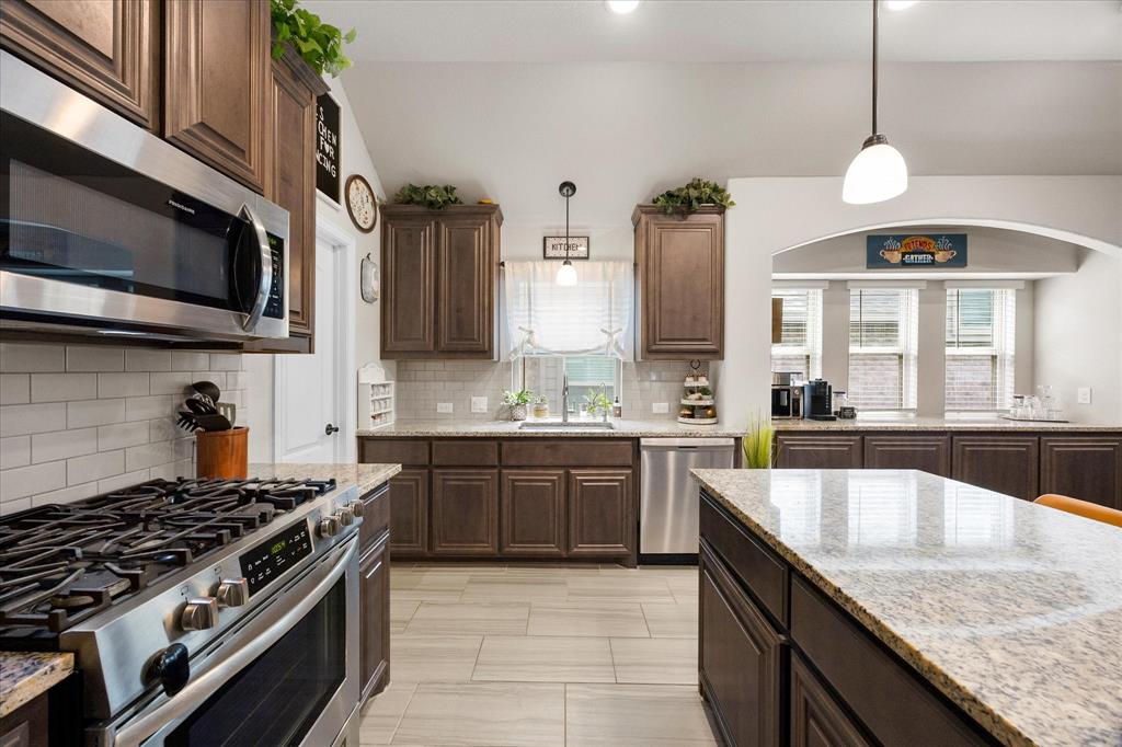 462 W Autumn Hill Blf, Lavon, TX 75166 photo