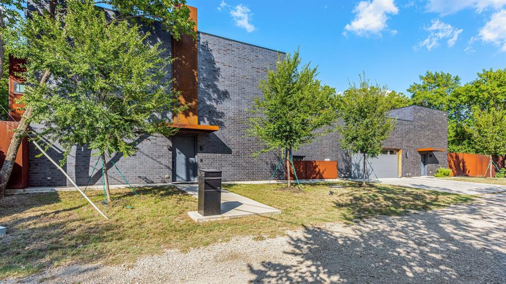4798 Iberia Ave, Dallas, TX 75207
