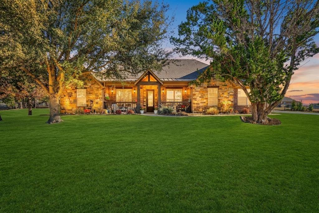 3719 Lonesome Creek Rd, Granbury, TX 76049