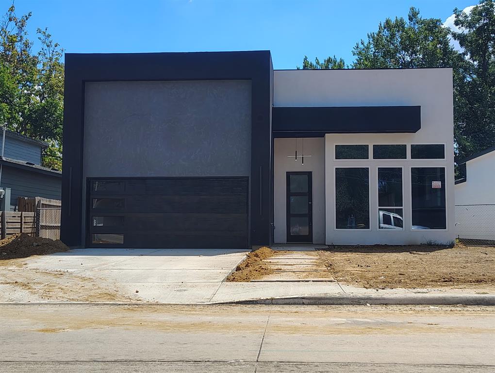4536 Luzon St, Dallas, TX 75216