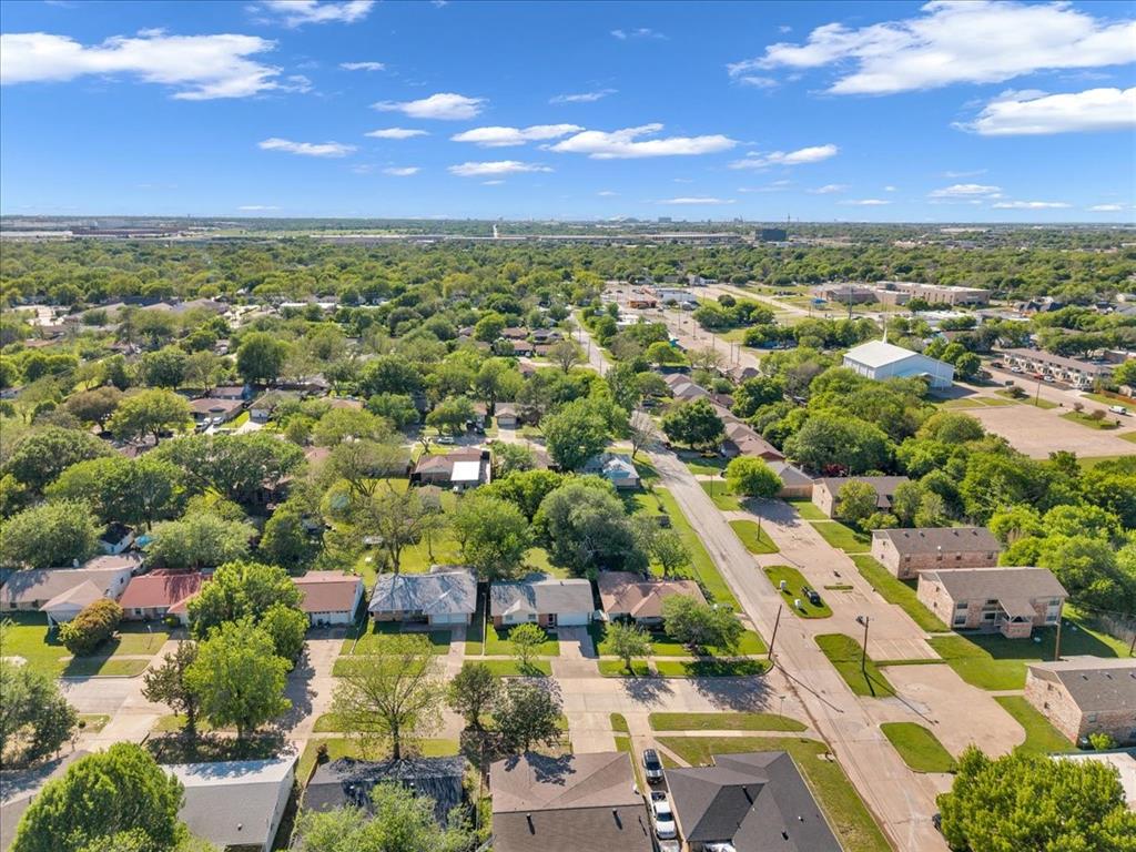905 3 St, Grand Prairie, TX 75051