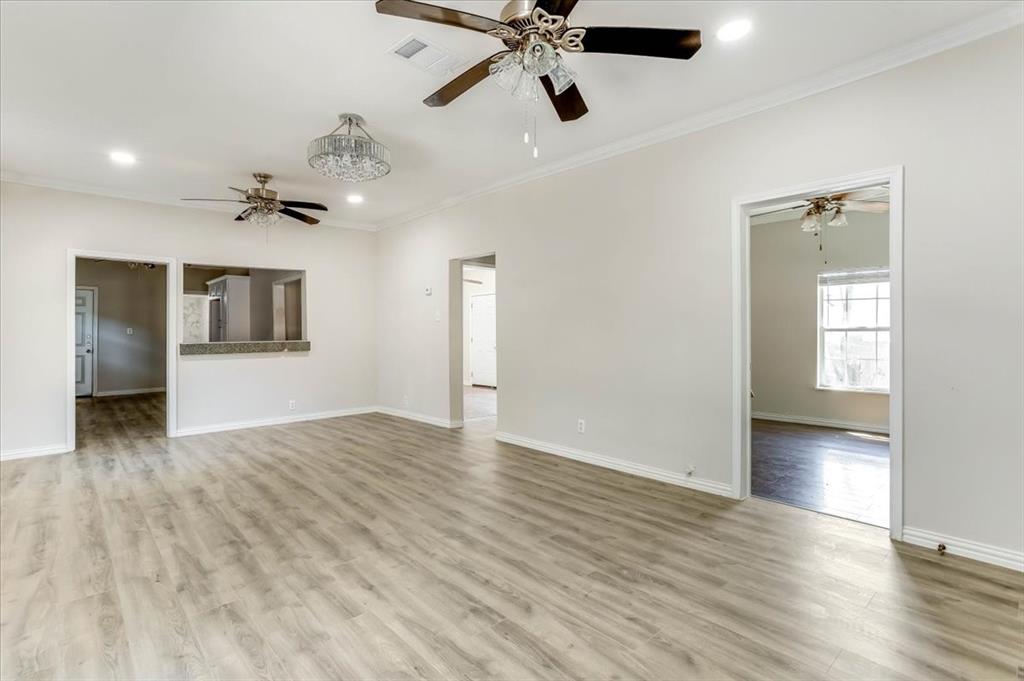 930 S Vernon Ave, Dallas, TX 75208 photo