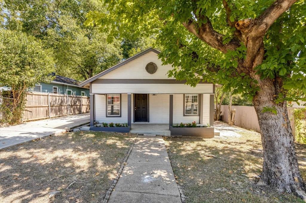 930 Vernon Ave, Dallas, TX 75208