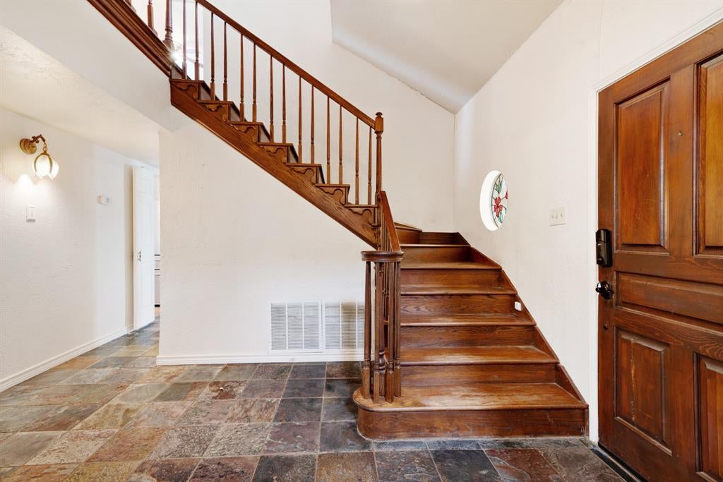 835 39 St, Paris, TX 75462 photo