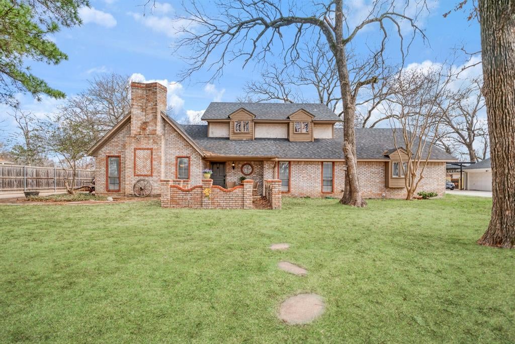 835 39 St, Paris, TX 75462