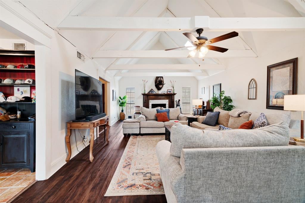 835 39 St, Paris, TX 75462 photo