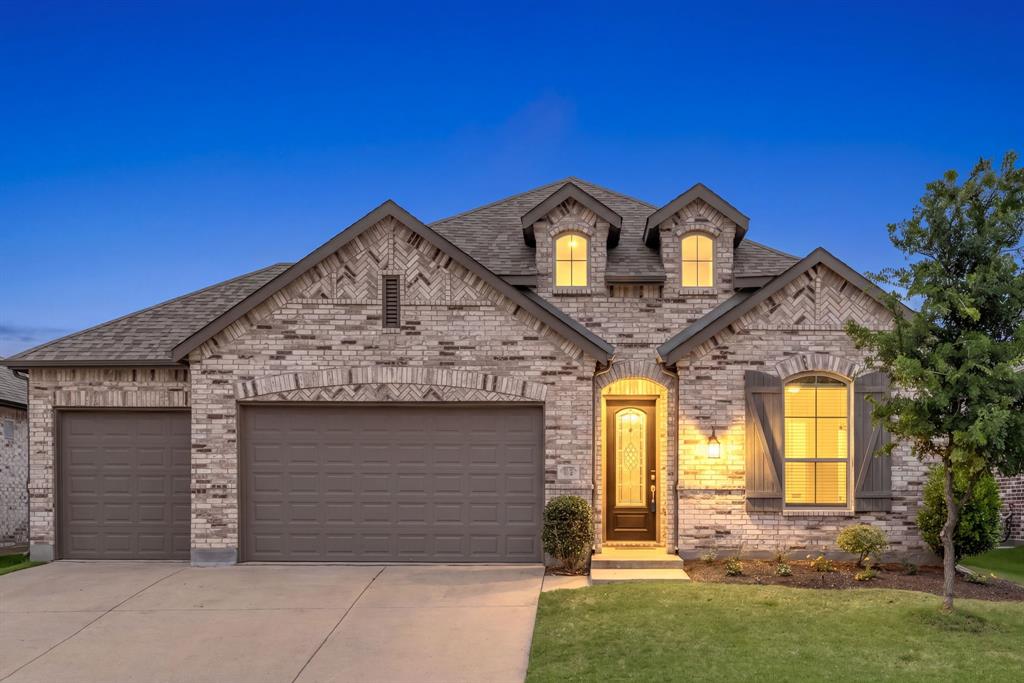 902 Pelican Dr, Sherman, TX 75092